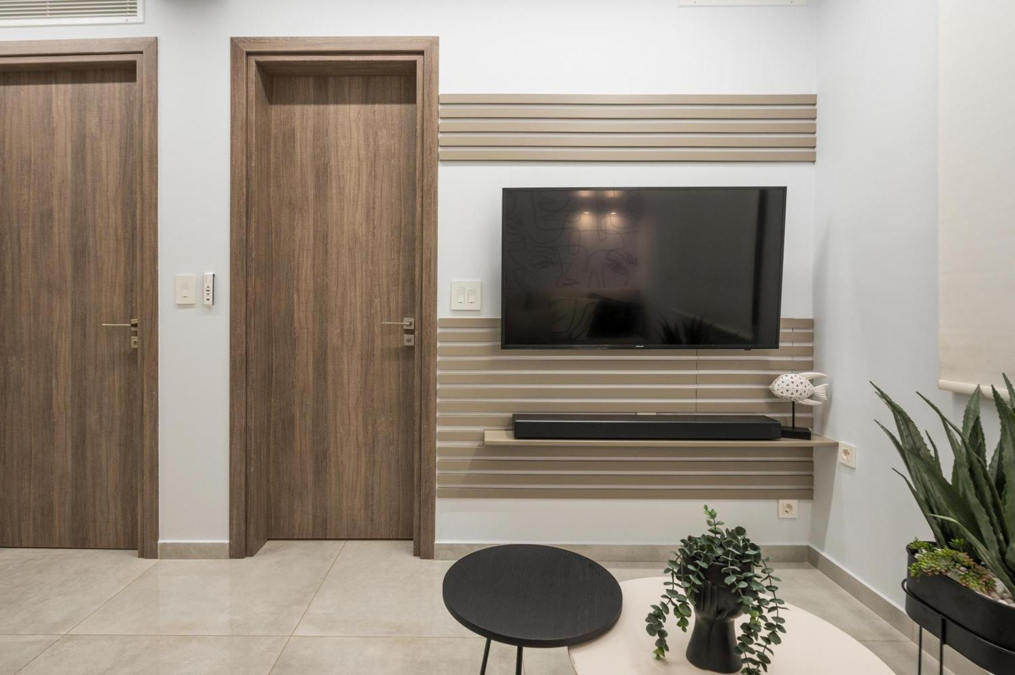 Π Suite Project: Smart Bnb ハニア エクステリア 写真